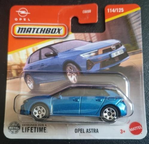 Matchbox Opel Astra in blauw met zwart dak, Hobby en Vrije tijd, Modelauto's | Overige schalen, Nieuw, Auto, Ophalen of Verzenden