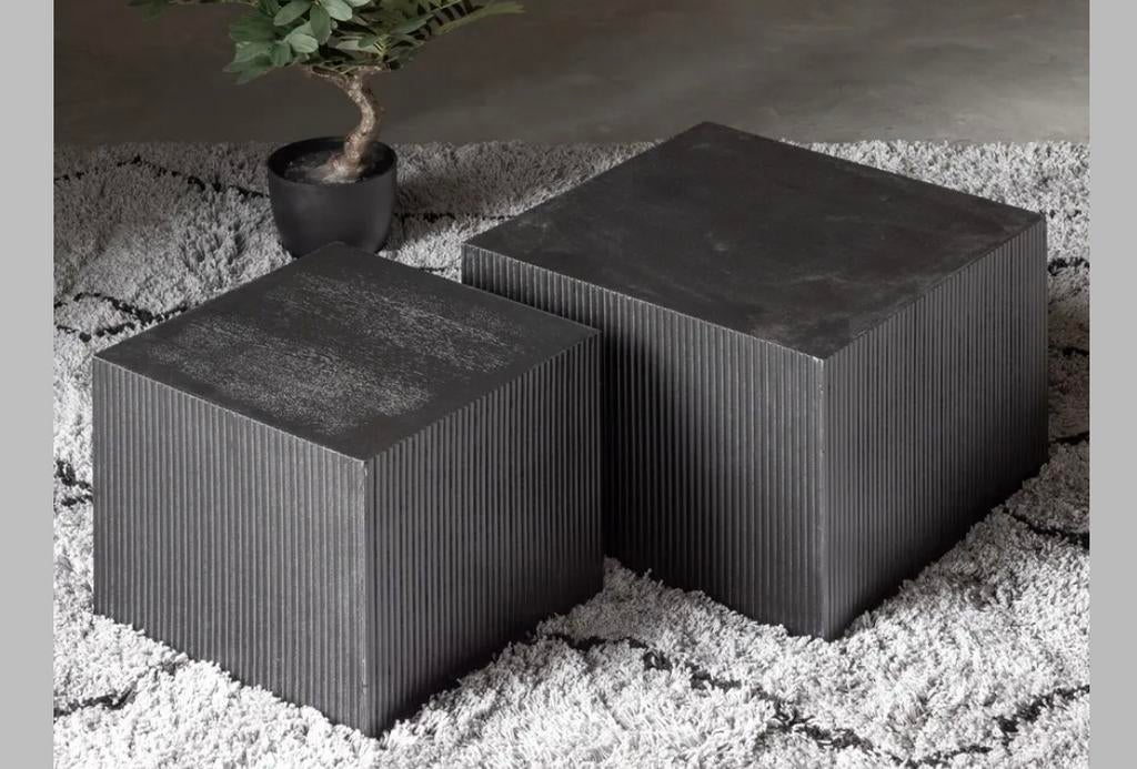 Woood bijzettafels zwart hout 2 stuks, Ophalen of Verzenden