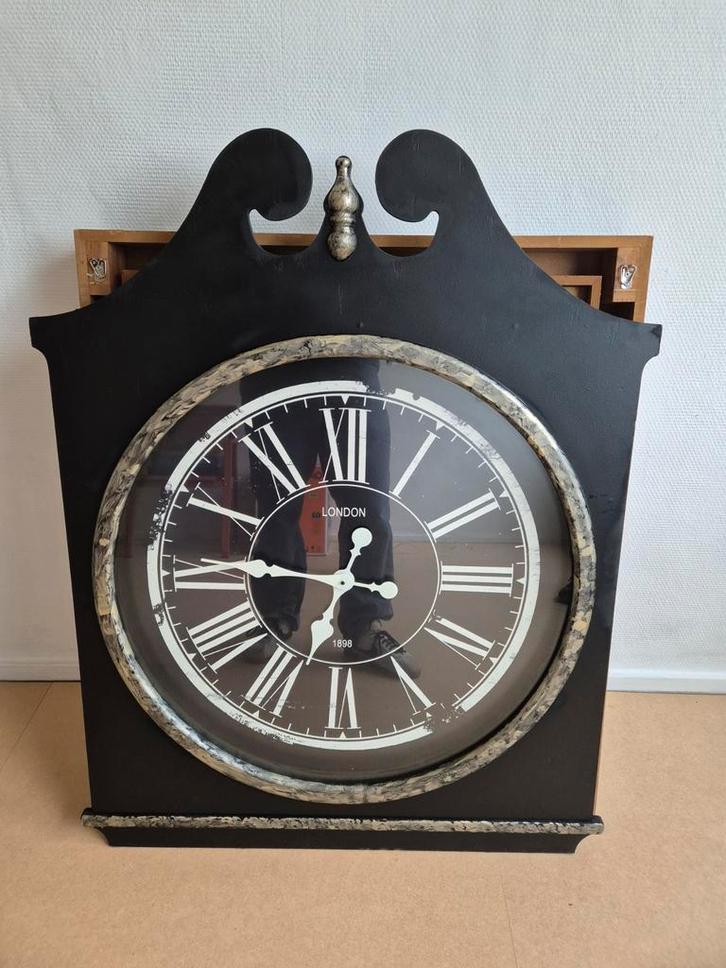 Stijlvolle Wandklok - London 1808, Huis en Inrichting, Woonaccessoires | Klokken, Gebruikt, Wandklok, Analoog, Ophalen