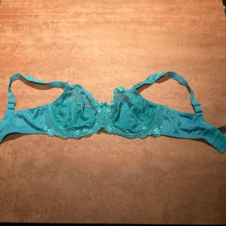 2 BH's Lingadore 85G - Rood & Turquoise, Kleding | Dames, Ondergoed en Lingerie, BH, Overige kleuren, Ophalen of Verzenden