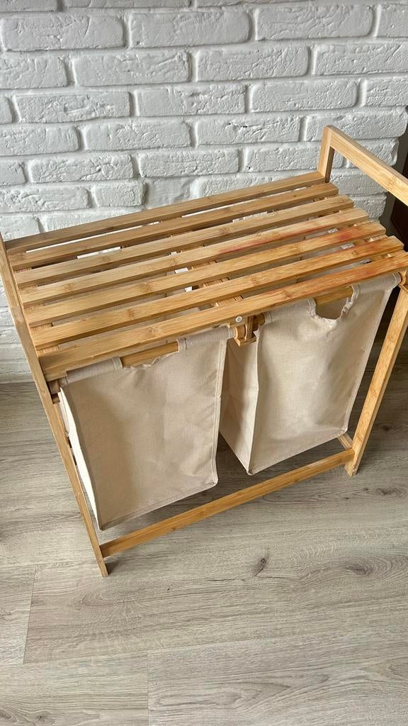 Wasmand bamboe 60 liter twee waszakken, Ophalen, Zo goed als nieuw