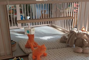 Montessori spiegel met optrekstang 100x66 beschikbaar voor biedingen