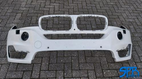 Voorbumper BMW X5 F15 VOOR BUMPER 4X PDC SRA 51117294480, Auto-onderdelen, Carrosserie en Plaatwerk, Bumper, BMW, Voor, Gebruikt