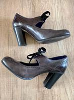 Calexis bruin leren pumps mt 38., Pumps, Bruin, Ophalen of Verzenden, Zo goed als nieuw