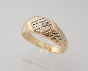 Grote Zware 14 karaat Gouden Ring Herenring Witte Saffier