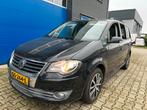Volkswagen Touran 140 pk DSG Automaat 2008 Zwart, Auto's, 4 cilinders, Zwart, Bedrijf, Grijs