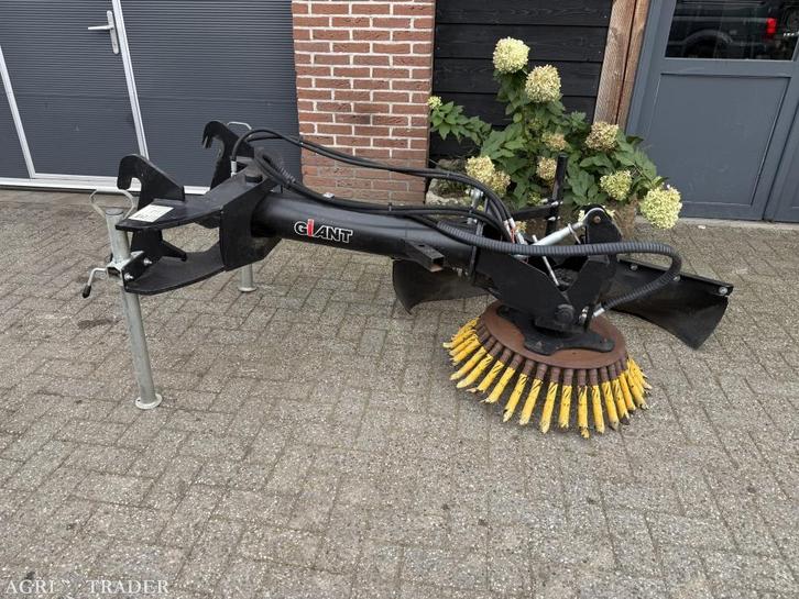 Giant onkruidborstel, Zakelijke goederen, Machines en Bouw | Tuin, Park en Bosbouw
