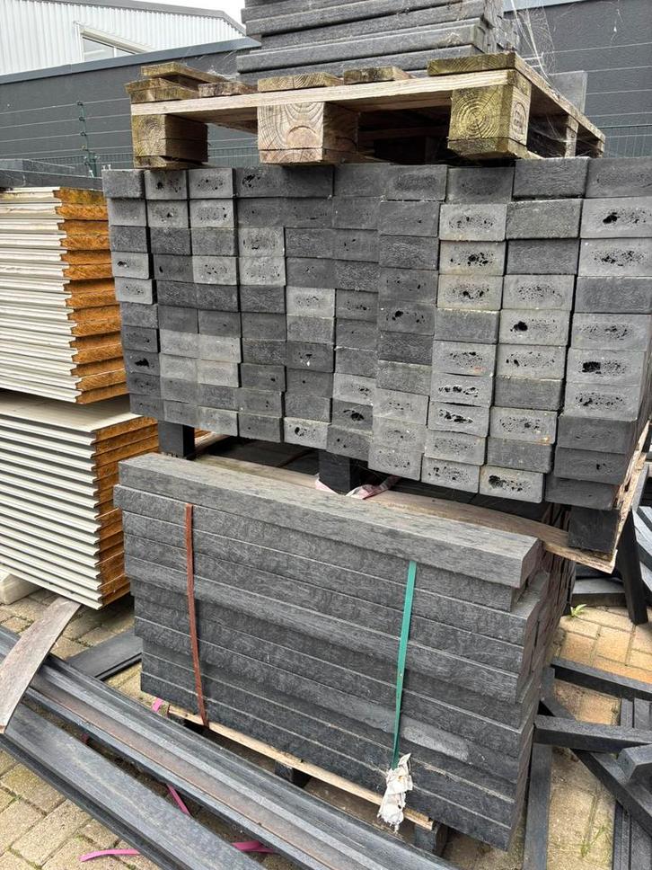 B keus vol kunststof balken 6x12x100 5,00 per stuk!, Tuin en Terras, Palen, Balken en Planken, Zo goed als nieuw, Palen, Minder dan 180 cm