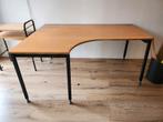 (*0100) Hoekbureau van 180x120 cm. Met stelpoten, Ophalen, Gebruikt, ., .