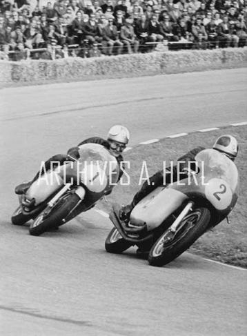 MV Agusta 500 4  Mike Hailwood  Agostini  Dutch TT foto beschikbaar voor biedingen