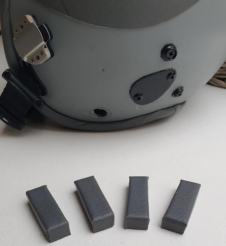 Nieuwe Gentex HGU-55 visor stops grijs leer type 2.0 of  3.0, Verzamelen, Militaria | Algemeen, Luchtmacht, Helm of Baret, Nederland
