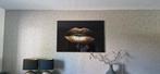 Glazen schilderij met lippen, Ophalen