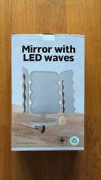 Spiegel met LED waves, Huis en Inrichting, Woonaccessoires | Spiegels, Minder dan 50 cm, Ophalen of Verzenden, Zo goed als nieuw