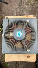 Uitblaas ventilator, Doe-het-zelf en Verbouw, Ventilatie en Afzuiging, Ophalen, Zo goed als nieuw, Ventilator