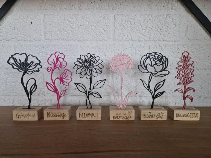 Unieke 3D-geprinte Bloemetjes – Een Blijvende Bloemengroet!, Hobby en Vrije tijd, Knutselen, Nieuw, Knutselwerk, Ophalen of Verzenden