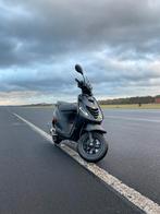 Piaggo Zip 4t 2v 80cc, Fietsen en Brommers, Scooters | Piaggio, Benzine, Maximaal 45 km/u, 80 cc, Zo goed als nieuw