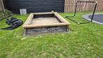 Gratis houten zandbak met betonnen ondergrond., Kinderen en Baby's, Ophalen, Gebruikt