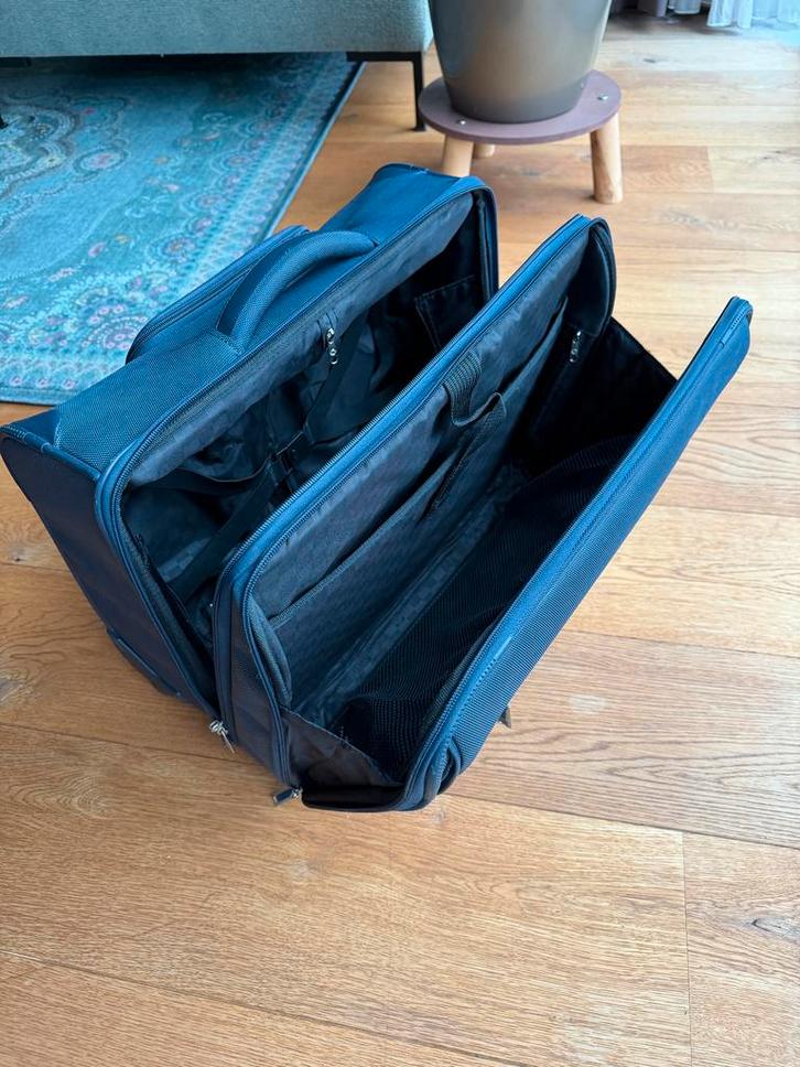 Samsonite Koffer - Donkerblauw, Sieraden, Tassen en Uiterlijk, Koffers, Zo goed als nieuw, Zacht kunststof, Minder dan 50 cm, 35 tot 45 cm