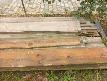 Houten schaal delen. beschikbaar voor biedingen