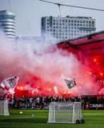GEZOCHT!! Ajax seizoenskaart., Tickets en Kaartjes, Sport | Voetbal, Augustus, Seizoenskaart, Eén persoon