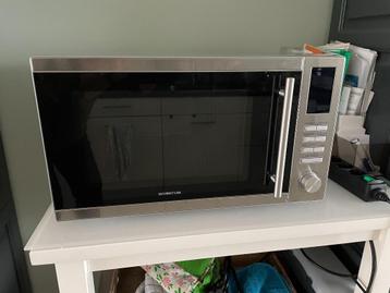 Solo combi magnetron/oven met garantie beschikbaar voor biedingen