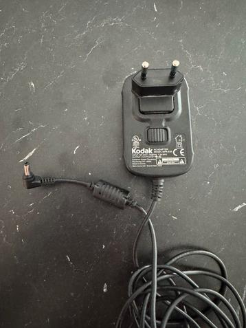 Kodak ac Adapter / oplader 100 - 240 V output 12V beschikbaar voor biedingen
