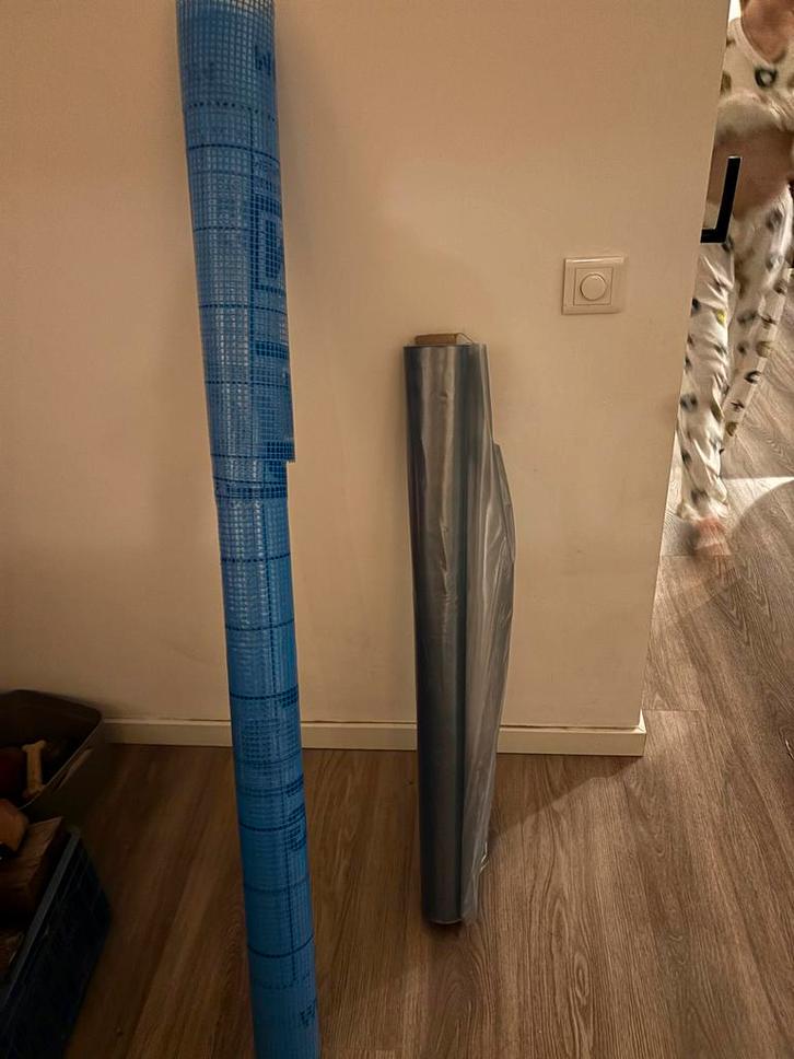 Twee rollen dampremmende en dampopen folie, Doe-het-zelf en Verbouw, Isolatie en Afdichting, Zo goed als nieuw, Muurisolatie, Dakisolatie