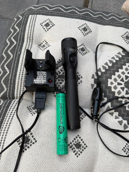Streamlight Stinger LED Zaklamp oplaadbaar met 12V Lader, Caravans en Kamperen, Zaklampen, Zo goed als nieuw, Batterij, Ophalen