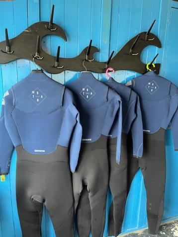 Mystic wetsuits  beschikbaar voor biedingen
