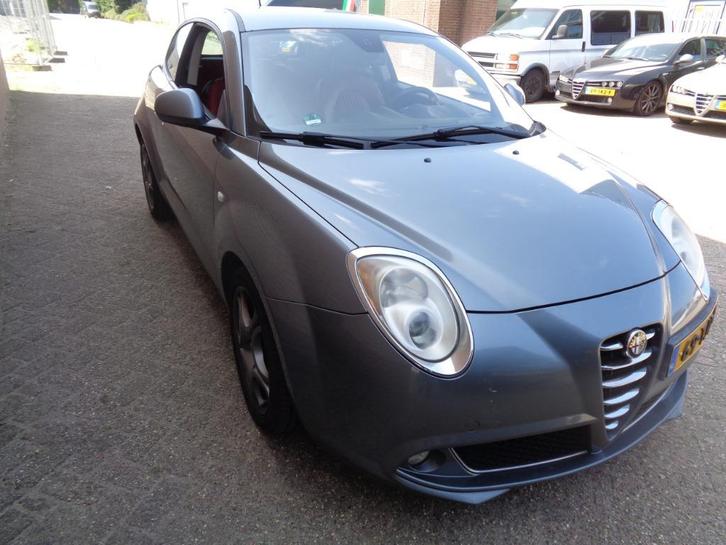 Alfa Romeo MiTo 1.3 D 62KW 2012 Grijs EXPORT APK 27 11 2025, Auto's, Alfa Romeo, Particulier, MiTo, Airbags, Airconditioning, Boordcomputer