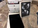 NIEUW iPad air 5e genratie met doos en lader, Apple iPad, 11 inch, Nieuw, Ophalen of Verzenden