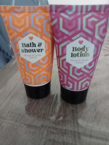  Douchegel en body Lotion beschikbaar voor biedingen