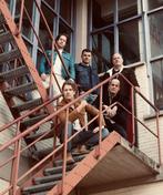 We zoeken een bassist!, Contacten en Berichten, Muziek maken en Bandleden
