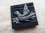 mooie, bijzondere wandhanger vogel duif tegel reliëf Kerst, Antiek en Kunst, Ophalen of Verzenden