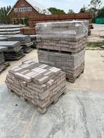 Rode betonklinkers op pallet ca 20m2 21x8x7cm, Gebruikt, Klinkers, Ophalen of Verzenden, 10 m² of meer