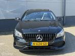 Mercedes CLA-klasse 180 AMG-Pakket PANORAMADAK CLA45 UITLAAT, Auto's, Mercedes-Benz, Gebruikt, Euro 6, 4 cilinders, 715 kg