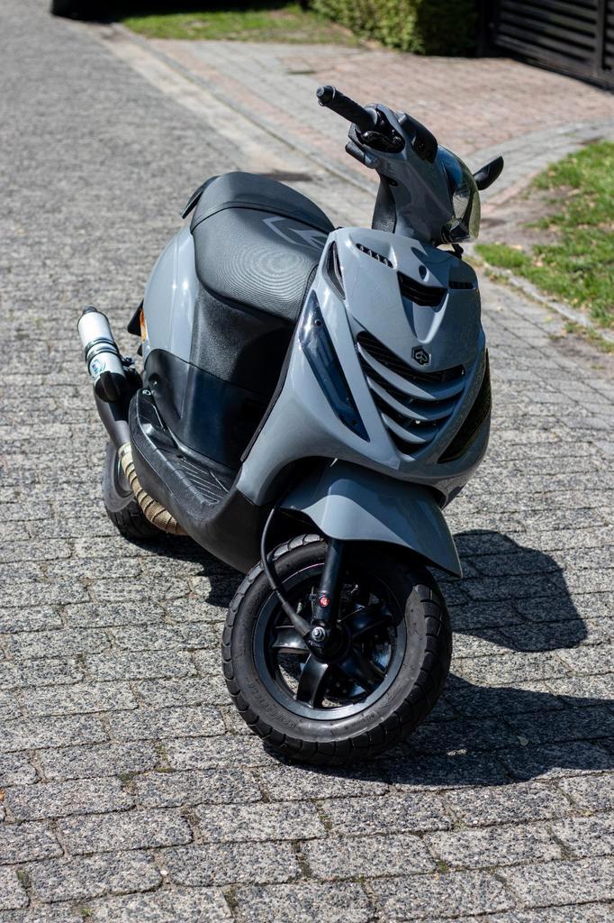 Piaggio Zip met M08 180cc Runner-blok – Watergekoeld – A1, Fietsen en Brommers, Scooters | Piaggio, Zo goed als nieuw, Zip, Tweetakt