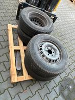 Te koop set Mercedes sprinter winterbanden, Auto diversen, Wieldoppen, Ophalen