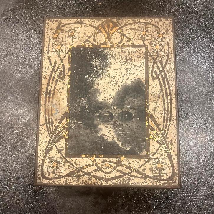 N.V.S. Vintage Decoratieve Blikken Doos sigaren doos, Antiek en Kunst, Antiek | Tin, Ophalen of Verzenden