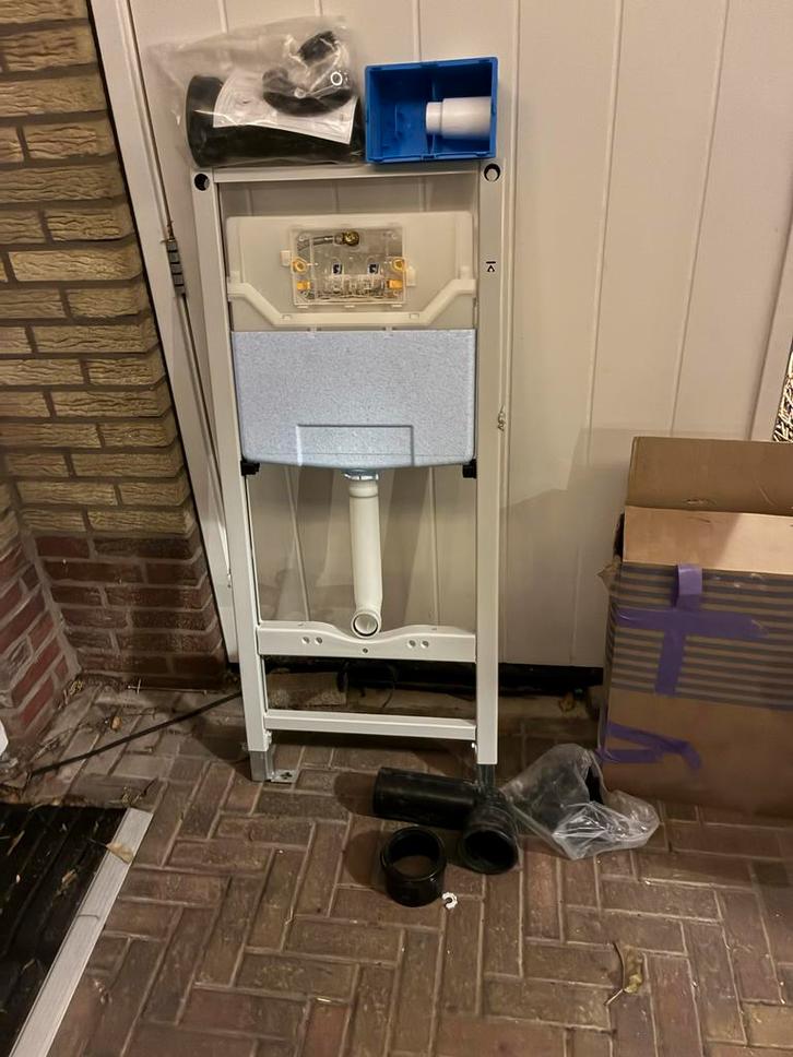 Inbouwreservoir, Doe-het-zelf en Verbouw, Sanitair, Nieuw, Toilet, Ophalen