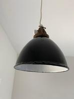 Twee hanglampjes nostalgisch, Curiosa, industrieel, nostalgisch., Gebruikt, Ophalen of Verzenden, Minder dan 50 cm