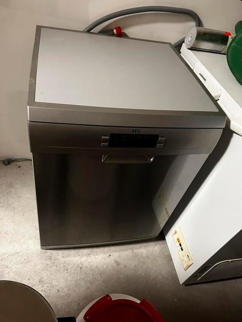 AEG FFB63700PM vaatwasser 2 jaar oud zeer goede staat, Witgoed en Apparatuur, Vaatwasmachines, Zo goed als nieuw, Vrijstaand, 85 tot 90 cm