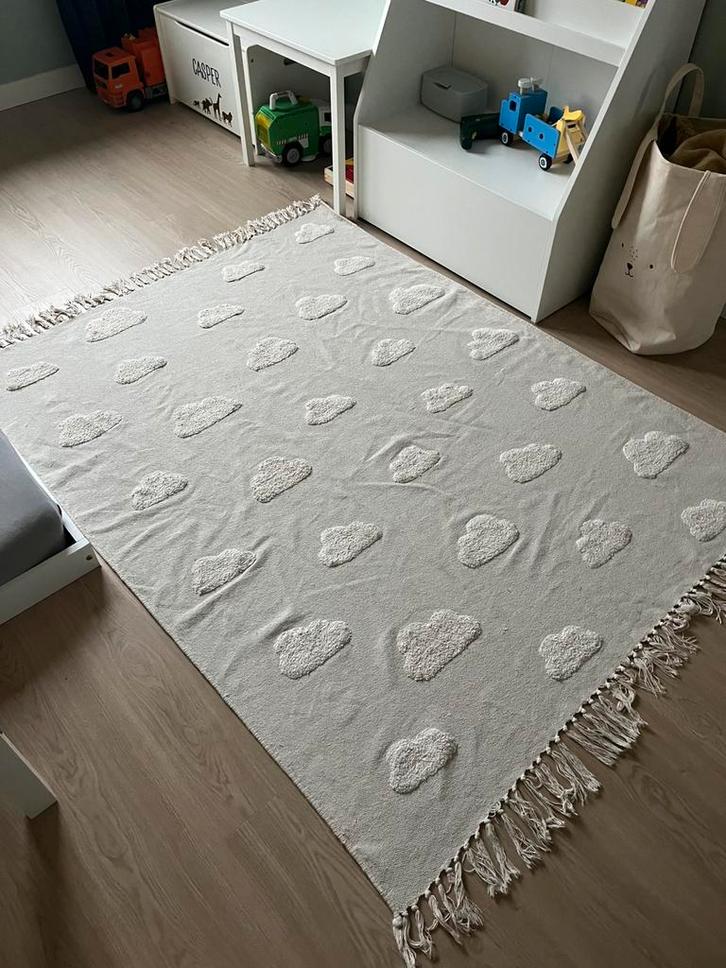 Leuk vloerkleed H&M home - 130x170, Huis en Inrichting, Stoffering | Tapijten en Kleden, Zo goed als nieuw, 100 tot 150 cm, 150 tot 200 cm