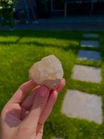 Appfyliet kristal rosé roze wit 5x5x3 cm mooi gevormd, Verzamelen, Mineralen en Fossielen, Ophalen of Verzenden, Mineraal