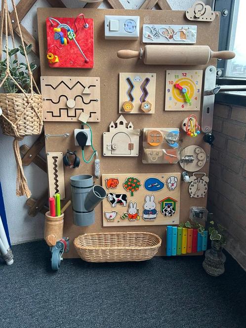 Activiteitenbord - handgemaakt, Kinderen en Baby's, Speelgoed | Houten speelgoed, Nieuw, Overige typen, Ophalen of Verzenden