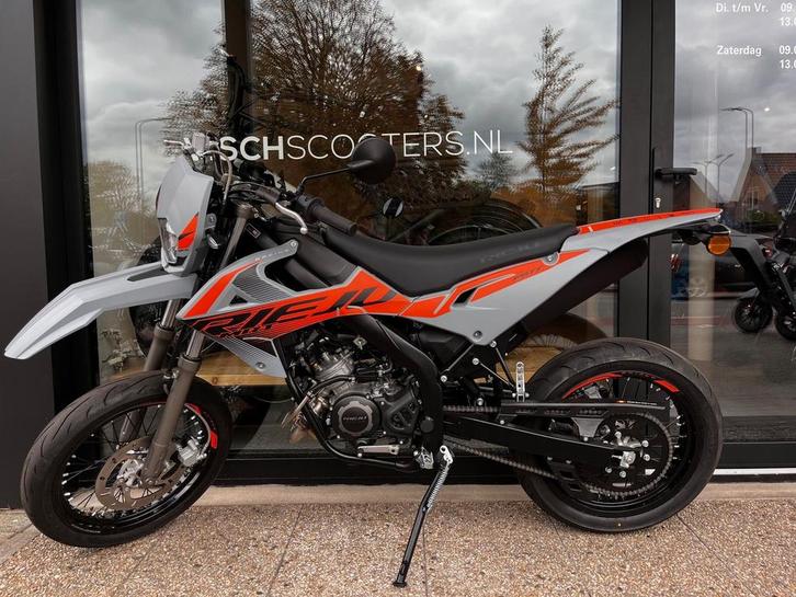 Rieju MRT 50CC | Euro5+ | Nieuwe Kleuren, Fietsen en Brommers, Brommers | Overige merken, Nieuw, Maximaal 45 km/u, Ophalen of Verzenden