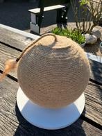 krapbol ,hij is 30cm hoog en 30cm doorsnee., Dieren en Toebehoren, Ophalen of Verzenden, Zo goed als nieuw, Krabpaal