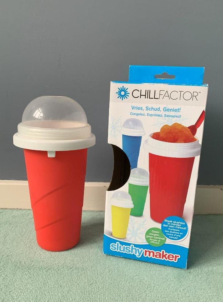 Slushy Maker - Chill Factor - rood, Kinderen en Baby's, Overige Kinderen en Baby's, Gebruikt, Ophalen of Verzenden