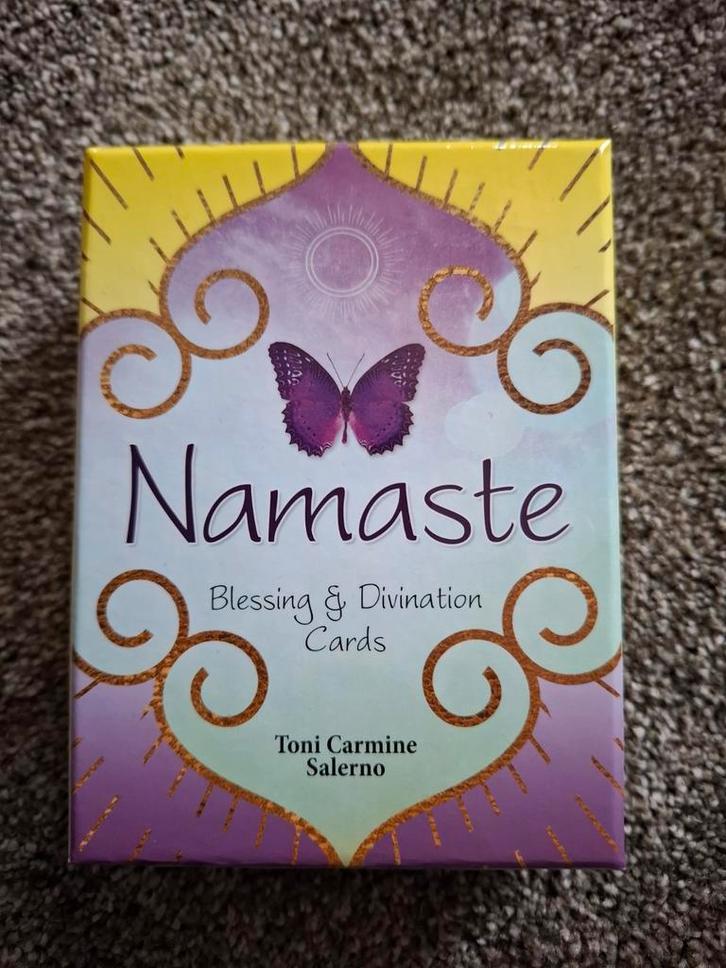Namaste Blessing & Divination Kaarten - Toni Carmine Salerno, Boeken, Esoterie en Spiritualiteit, Zo goed als nieuw, Overige typen