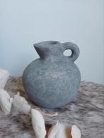 Taupe kruikje handgemaakt 11 cm, Ophalen, Overige kleuren, Aardewerk of Porselein, Zo goed als nieuw